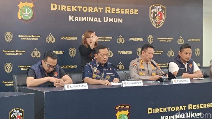 Polda Metro: Penangkapan Roy Suryo dan dr Tifa karena Berkasnya Sudah Lengkap